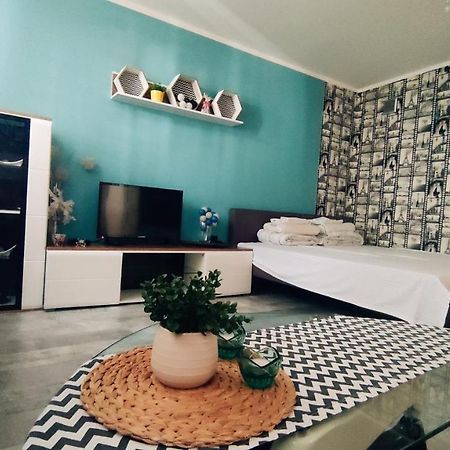 Apartament 25 Plock Bagian luar foto