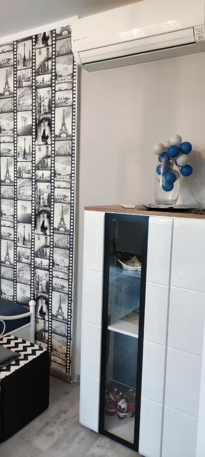 Apartament 25 Plock Bagian luar foto