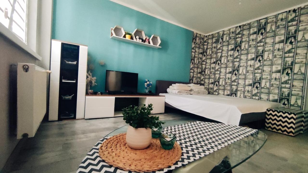 Apartament 25 Plock Bagian luar foto
